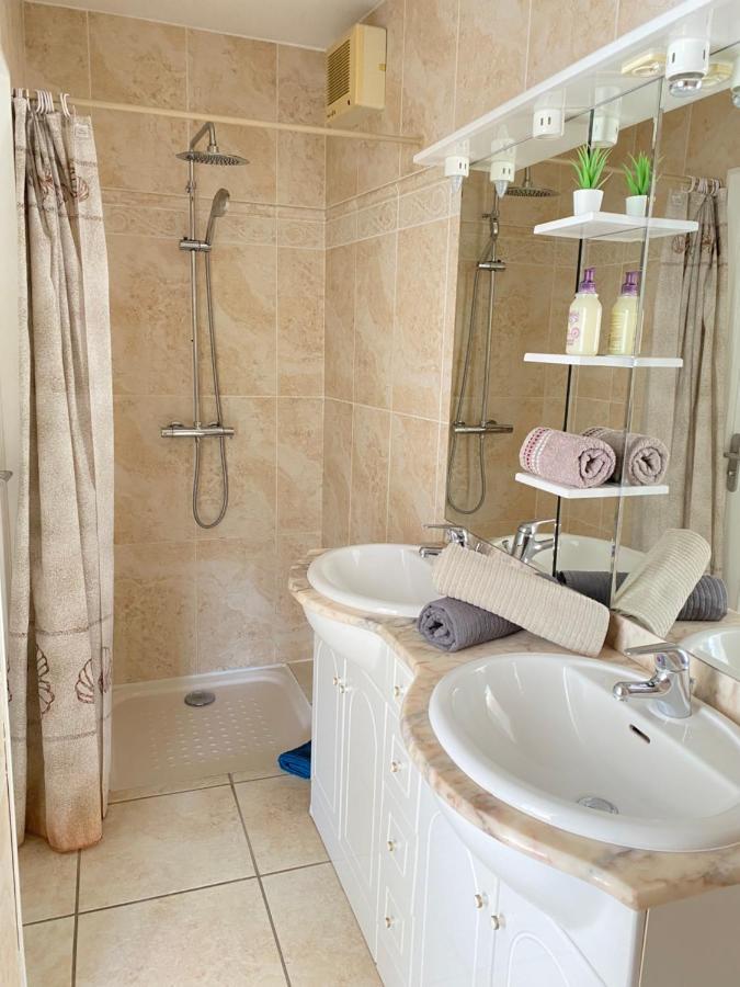 Bed and Breakfast Domaine Les Buis Saint-Fortunat-sur-Eyrieux Екстер'єр фото