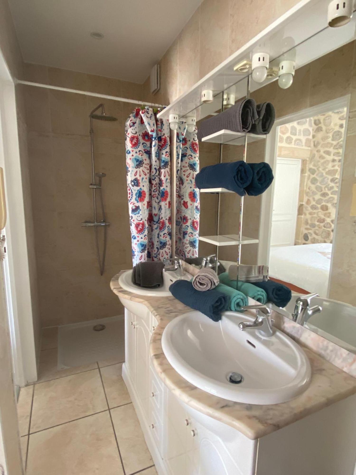 Bed and Breakfast Domaine Les Buis Saint-Fortunat-sur-Eyrieux Екстер'єр фото